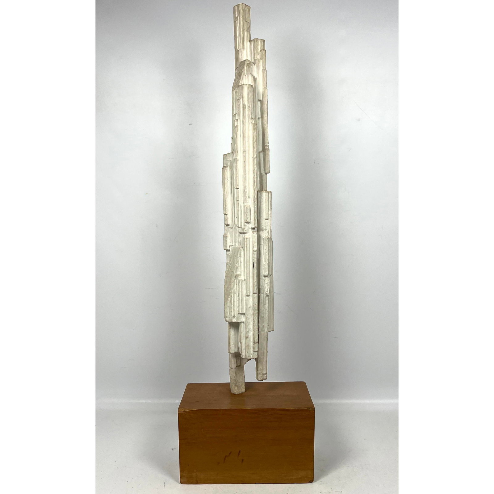 Abstract Vertical Modernist Sculpture. Wood Base. Nevelson style vintage: Abstract Vertical Modernist Sculpture. Wood Base. Nevelson style vintage Dimensions: Height: 33 inches, Width: 9.5 inches, Depth: 5.25 inches. - Additional Dimensions: Sculpture only H: 28 inches --- 