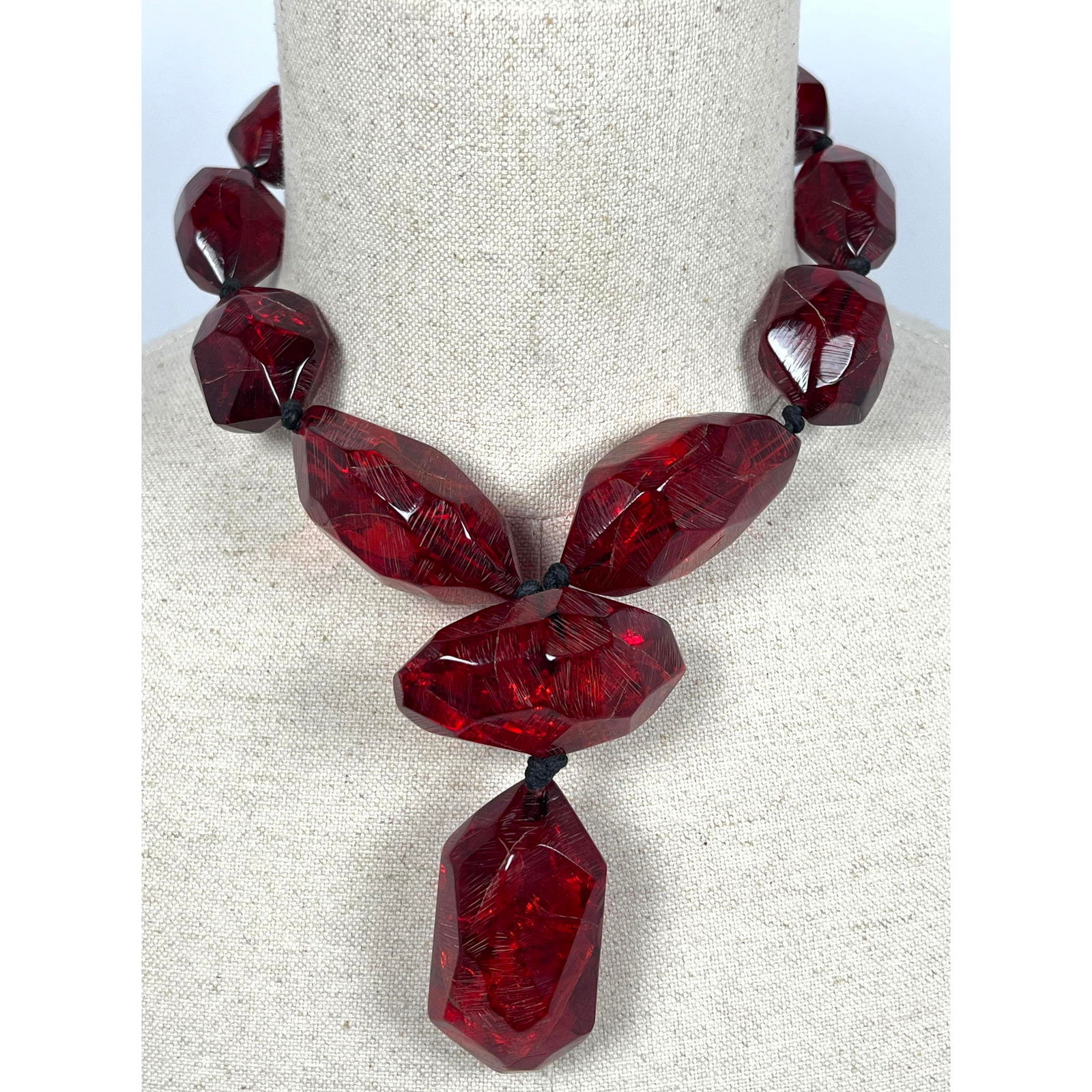MONIES Carved Red  Tone Resin Bead Necklace. Large Statement Piece that only Monies and GERDA LYNGGA (1 of 9)
