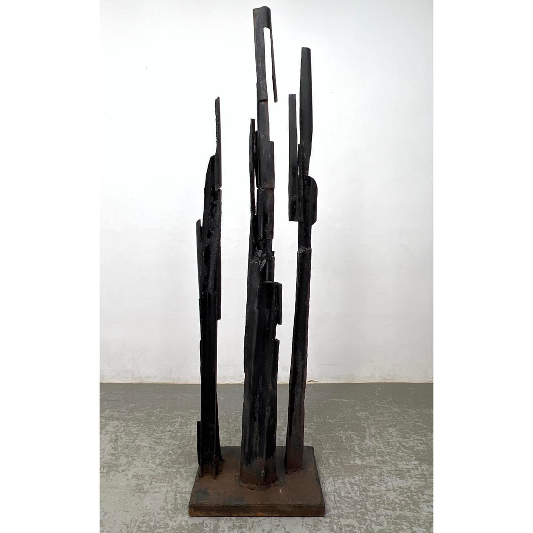 Large Brutalist Steel sculpture.  Outdoor Garden Sculpture. (1 of 9)