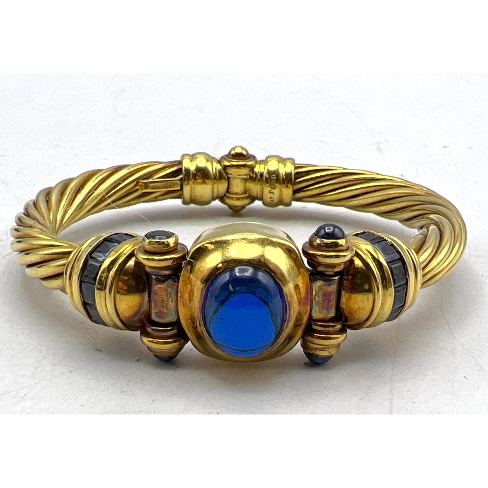 DAVID YURMAN 14K Gold Cable Bracelet. Statement Weighty Bracelet. Marked 585 and D Yurman. interior (1 of 10)