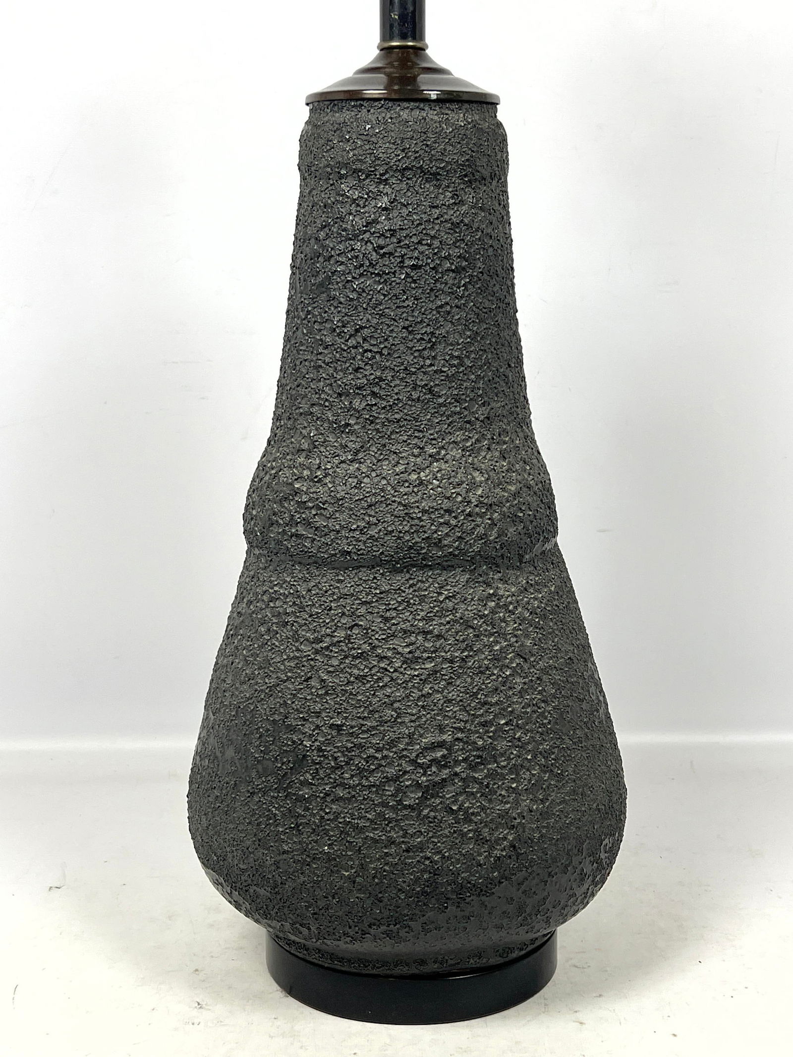 Mid Century Modern Heavy Volcanic Glazed Pottery Table Lamp. (1 of 11)