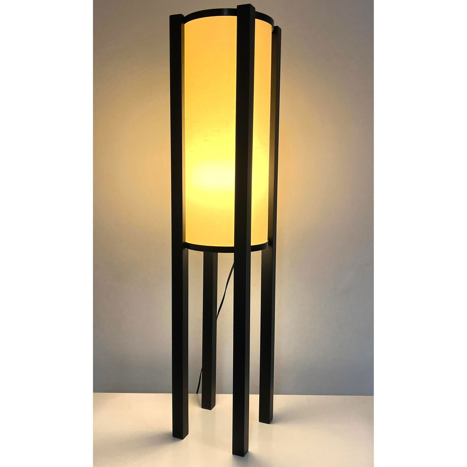 Contemporary Modern Column Asian Inspired Table Lamp. (1 of 11)