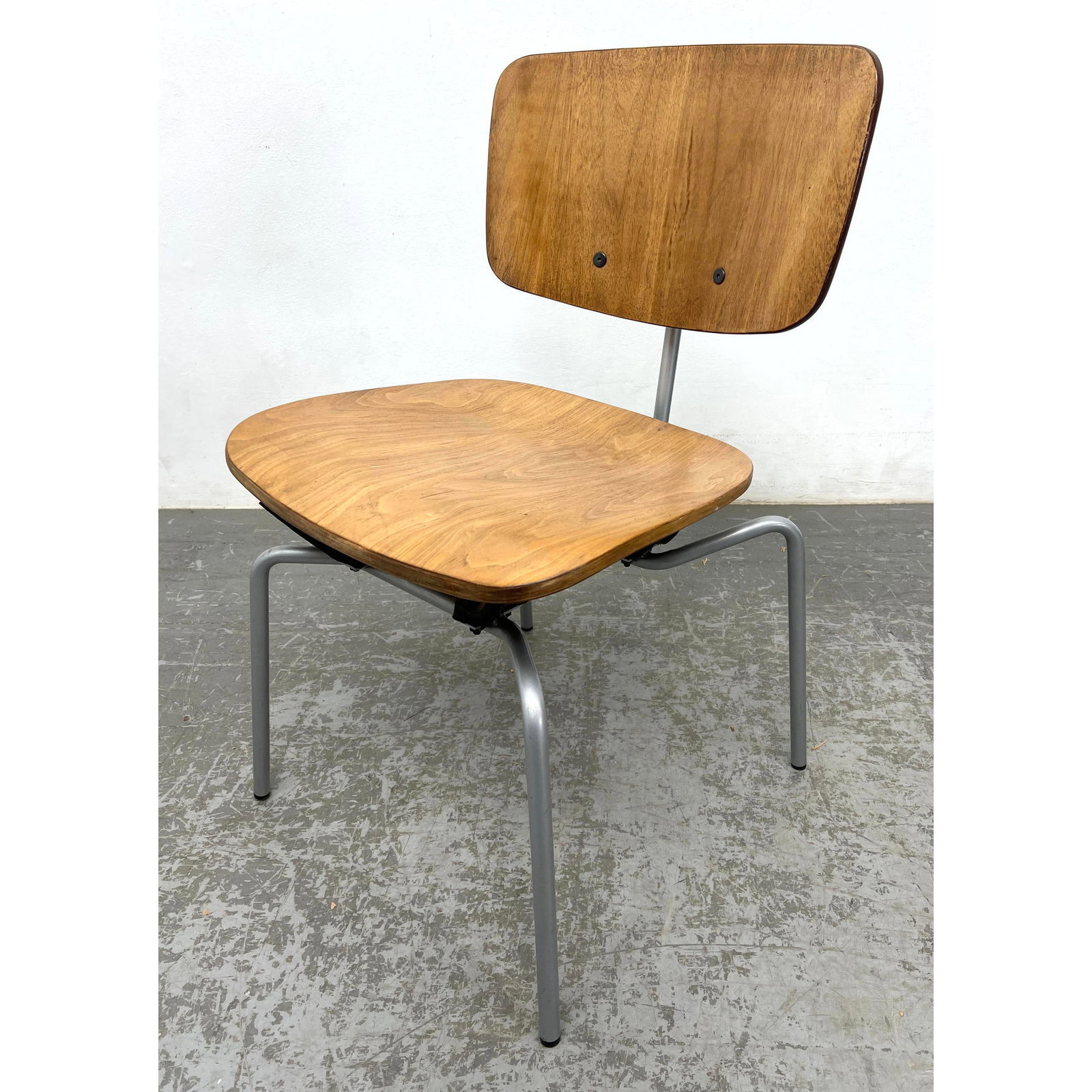 Peter Danko NoCo2 Side Chair in Walnut. Unusual supports under seat.: Peter Danko NoCo2 Side Chair in Walnut. Unusual supports under seat. Dimensions: Height: 32 inches, Width: 18 inches, Depth: 21 inches. - Seat Height: 18 inches --- - We offer curbside delivery for mo
