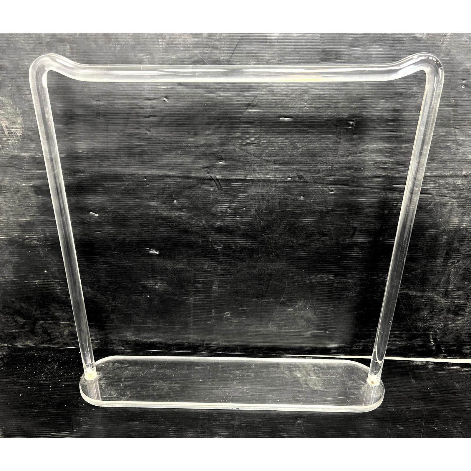 Vintage Lucite Blanket Quilt Rack. (1 of 6)