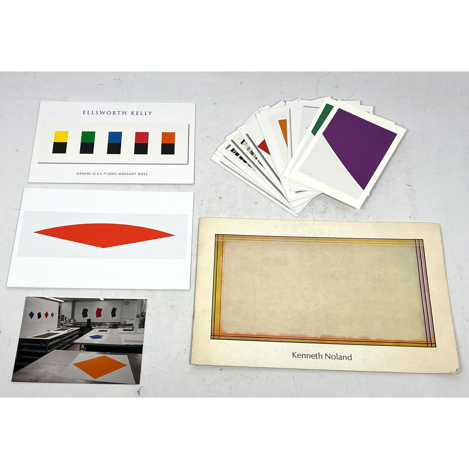 KENNETH NOLAND advertising flyer for Andre Emmerich Gallery. Set of 27 Ellsworth Kelly for Gemini GE (1 of 17)