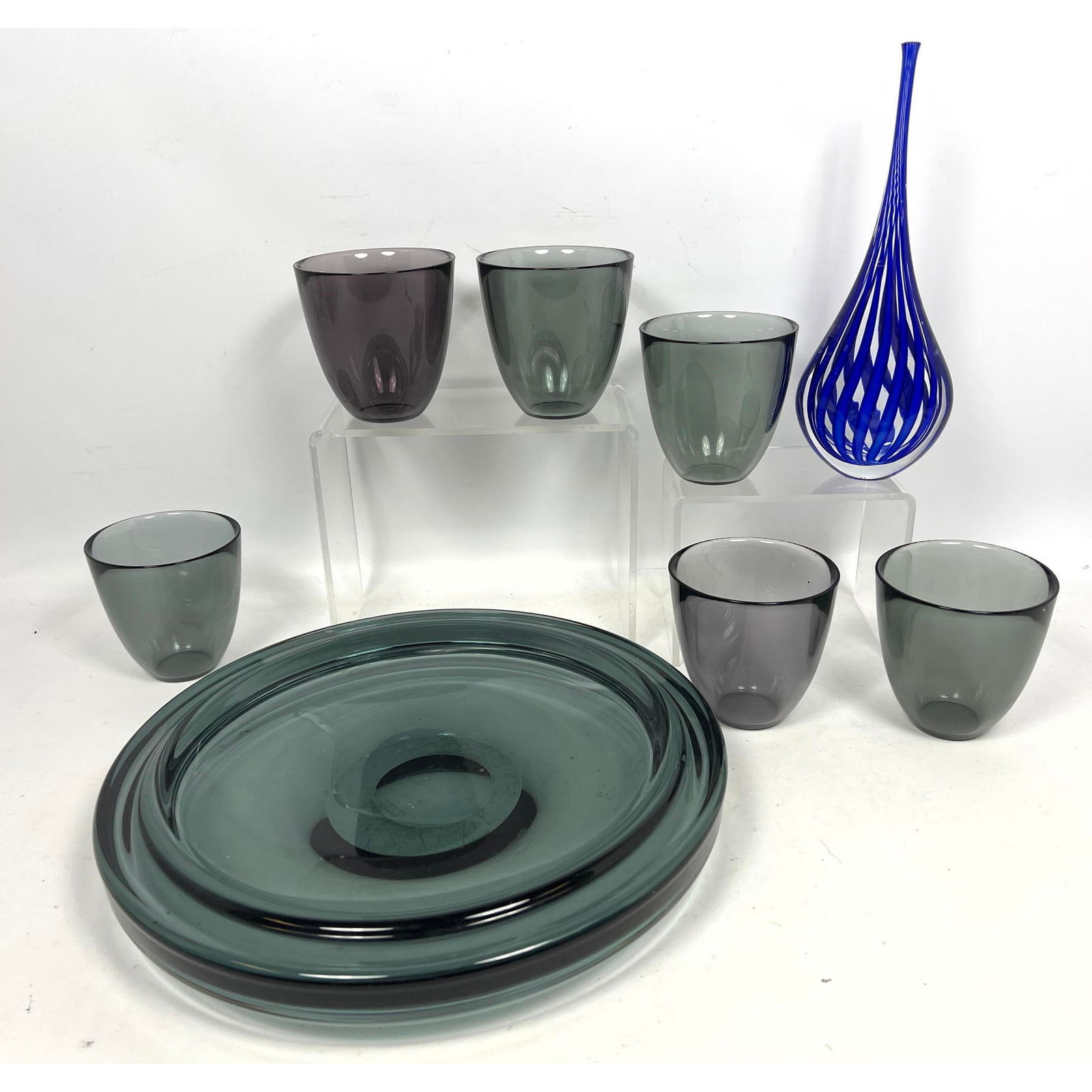 8pc lot: Danish Modern Holmegaard Per Lutken Glass Dish, Drinking Glasses Denmark. Signed Art Glass: 8pc lot: Danish Modern Holmegaard Per Lutken Glass Dish, Drinking Glasses Denmark. Signed Art Glass Flower Vase Dimensions: Height: 10 inches, Width: 4 inches, Depth: 2 inches. - Additional Dimensions