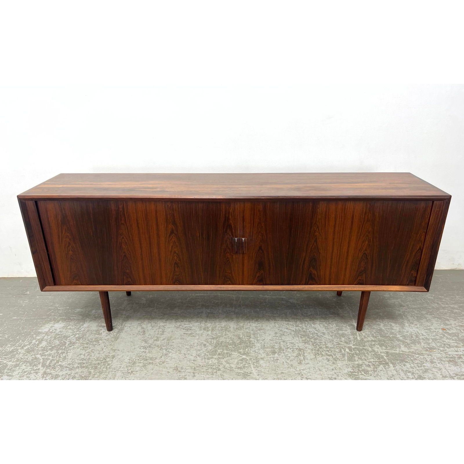 SVEND AAGE LARSEN Rosewood Danish Modern Credenza. Tambour Doors. FAARUP Mobelfabrik. Richly grained (1 of 14)