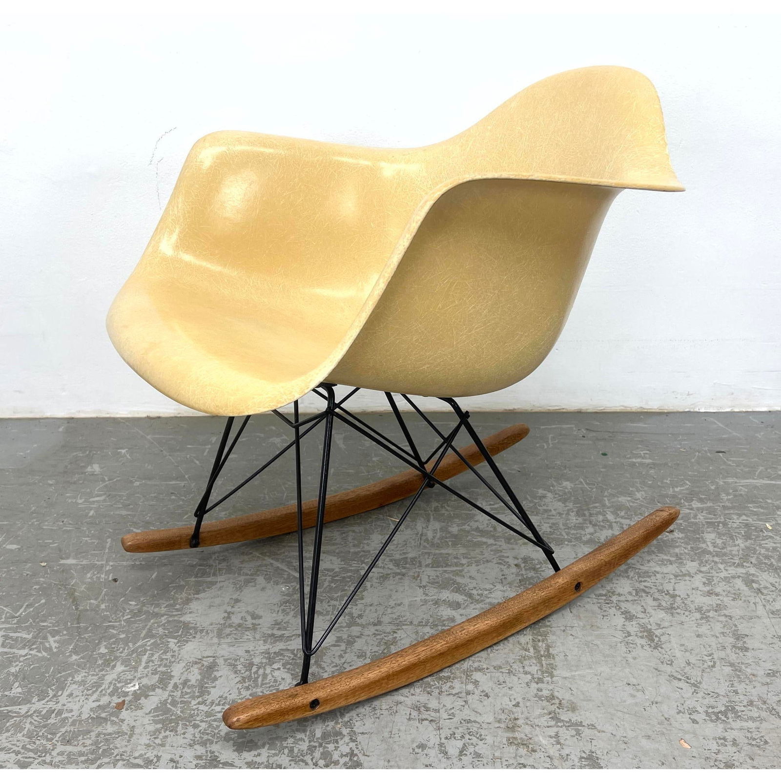 Charles Eames Fiberglass Shell Rocker Armchair. Modernist Rocking Chair. No marks. (1 of 11)