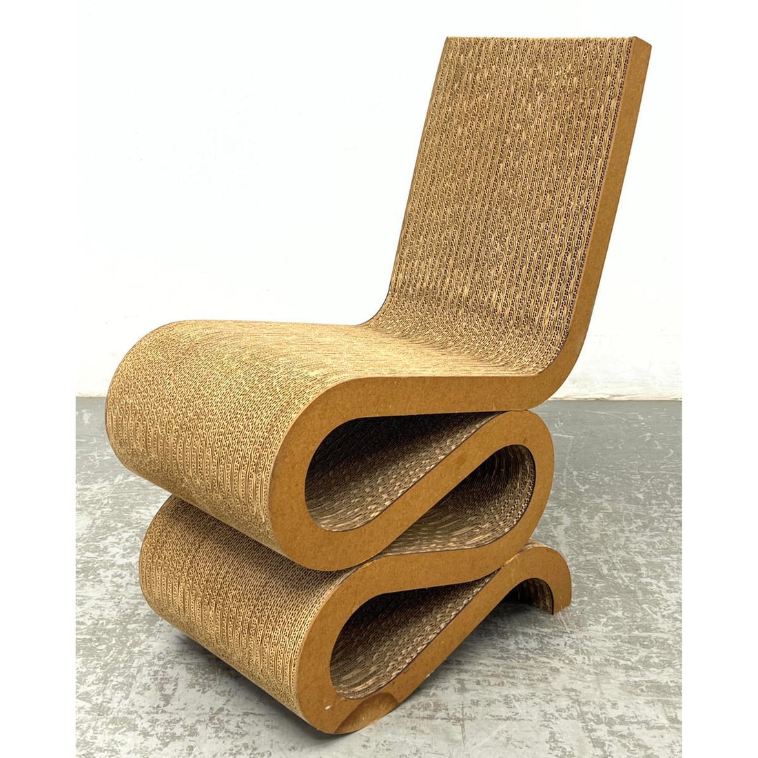 FRANK GEHRY Corrugated Cardboard Wiggle Side Chair. Iconic MCM Design. (1 of 7)