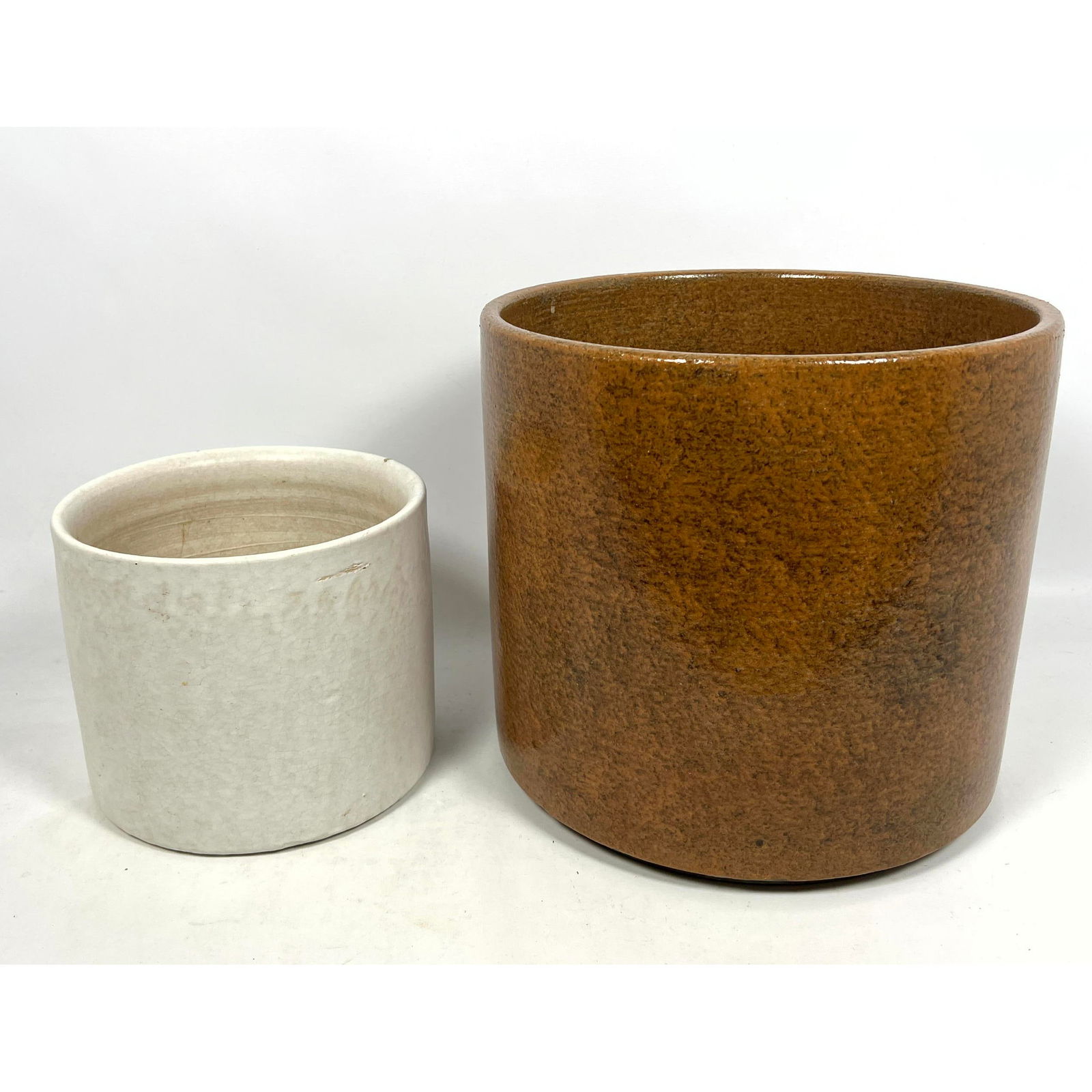Gainey AC-12 Large Architectural Orange Pottery Large Planter and White Planter (1 of 12)