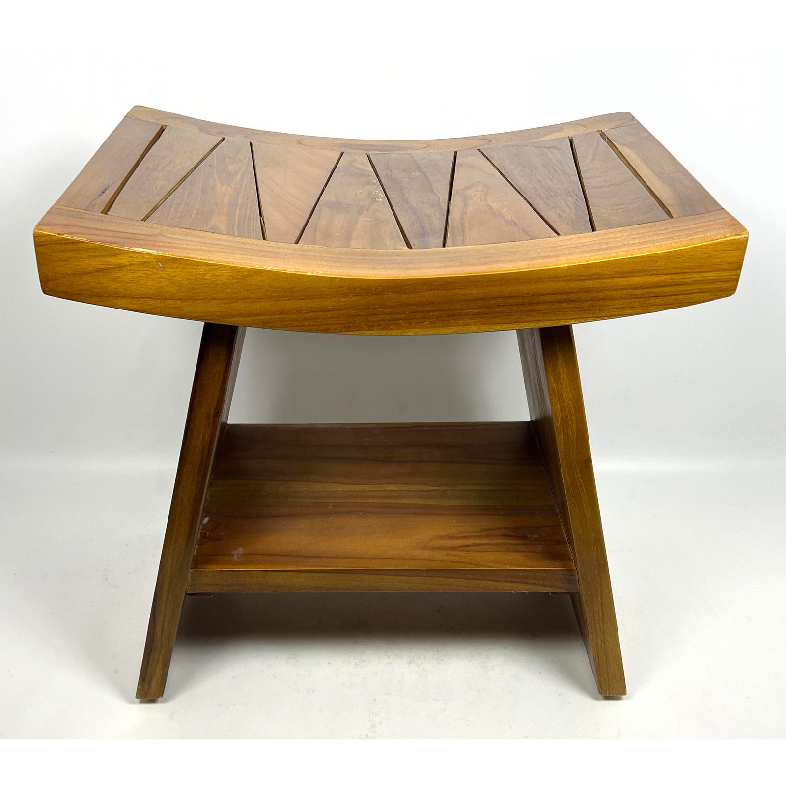 Solid wood Bow To Stool. (1 of 11)