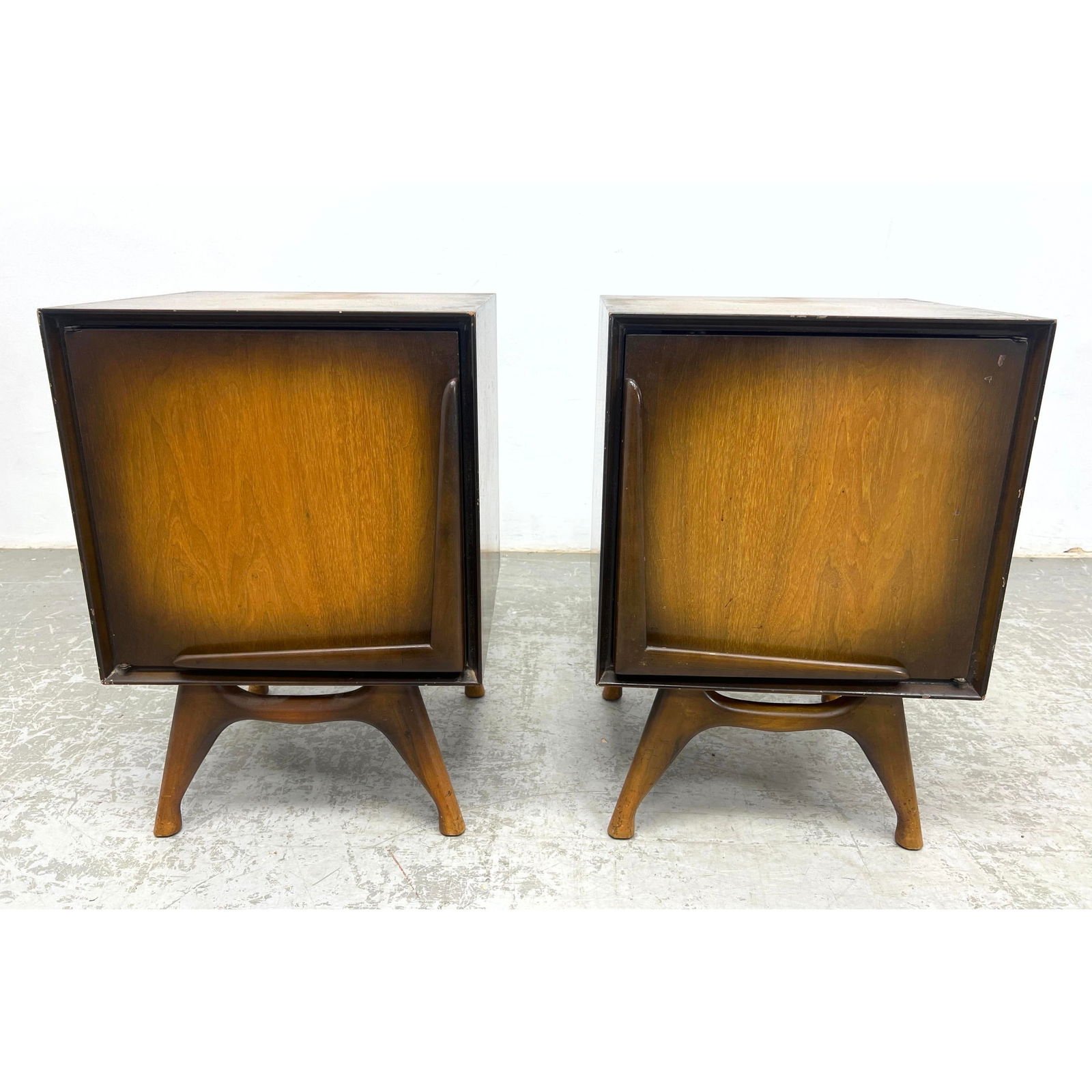 Pair Mid Century Modern Side Table Night Stands. (1 of 19)
