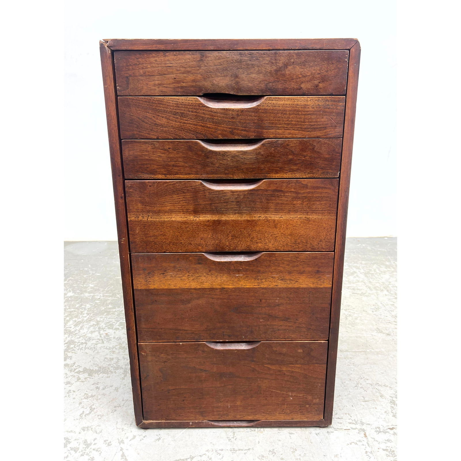 Mid Century Nakashima Style Black Walnut Wood Chest of Drawers. Dovetailed drawer fronts (1 of 15)