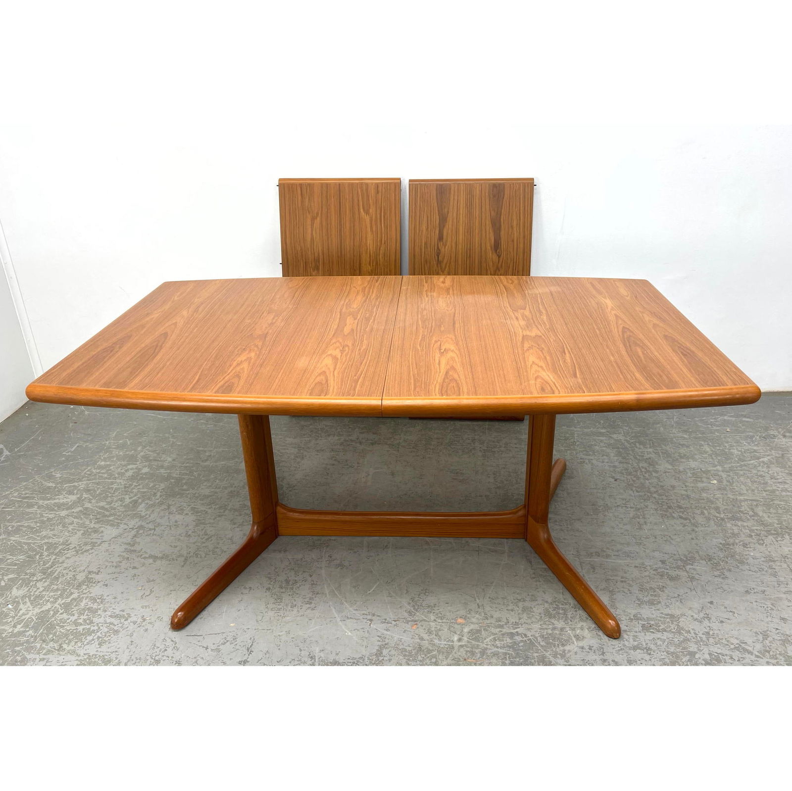 Danish Modern Skovby Teak Dining Table with 2 leaves, Denmark. Label (1 of 12)