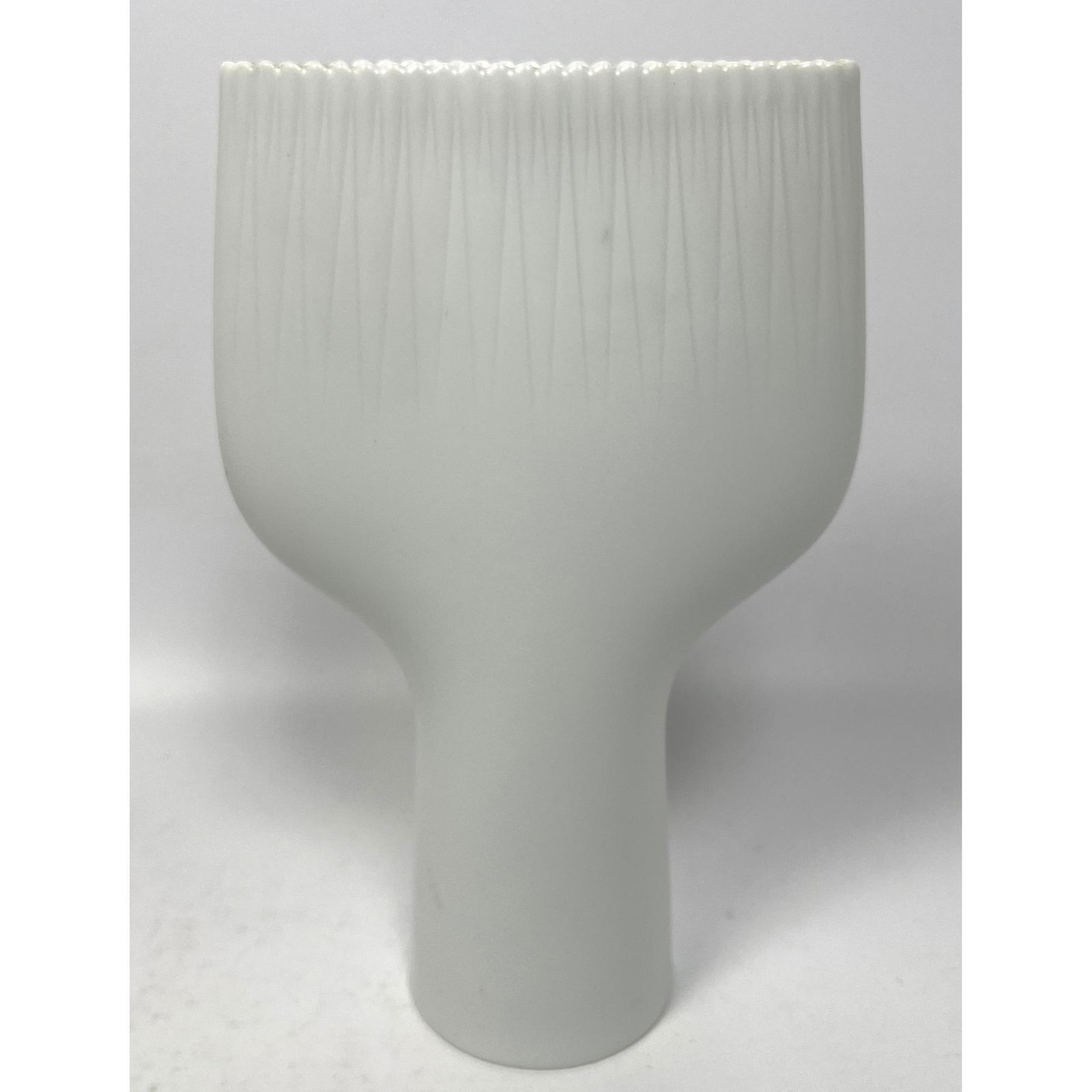 Tapio Wirkkala for Rosenthal wire vase. Model 2775. Rosenthal Mark on bottom (1 of 8)