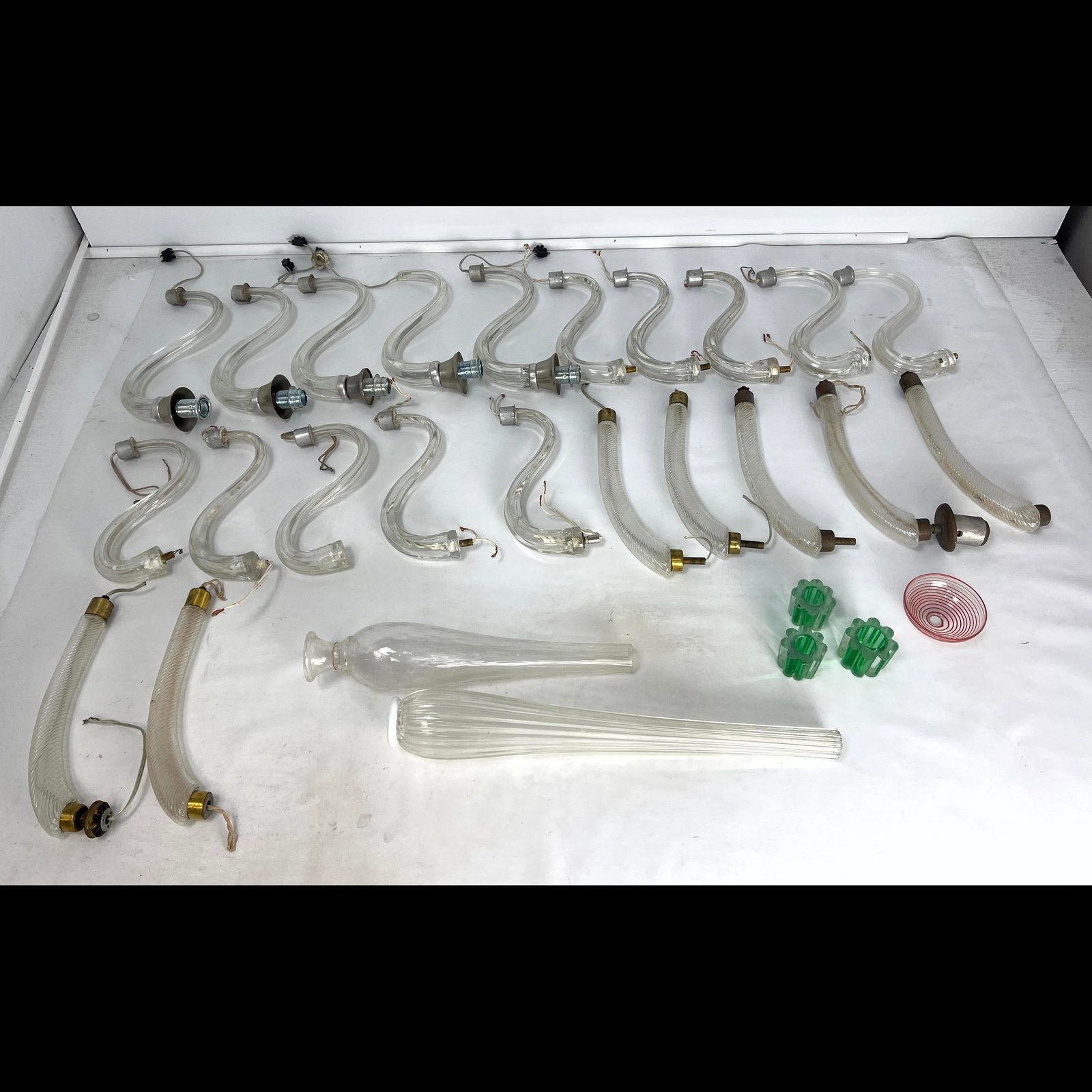 Lot Italian Glass Chandelier Parts and Leaves.: Lot Italian Glass Chandelier Parts and Leaves. Dimensions: Height: 14.5 inches, Width: 3 inches, Depth: 3 inches. --- US Packing and Shipping charge: In house shipping available. Will be calculated on