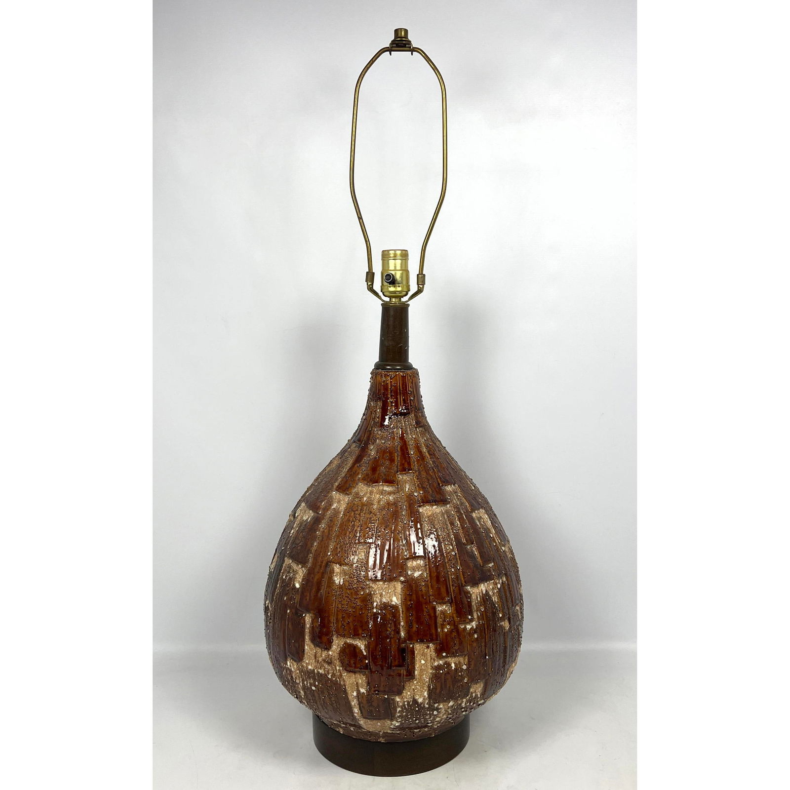 Midcentury Pottery Table Lamp. Textured Matte and High Glaze Bulbous Form. (1 of 12)