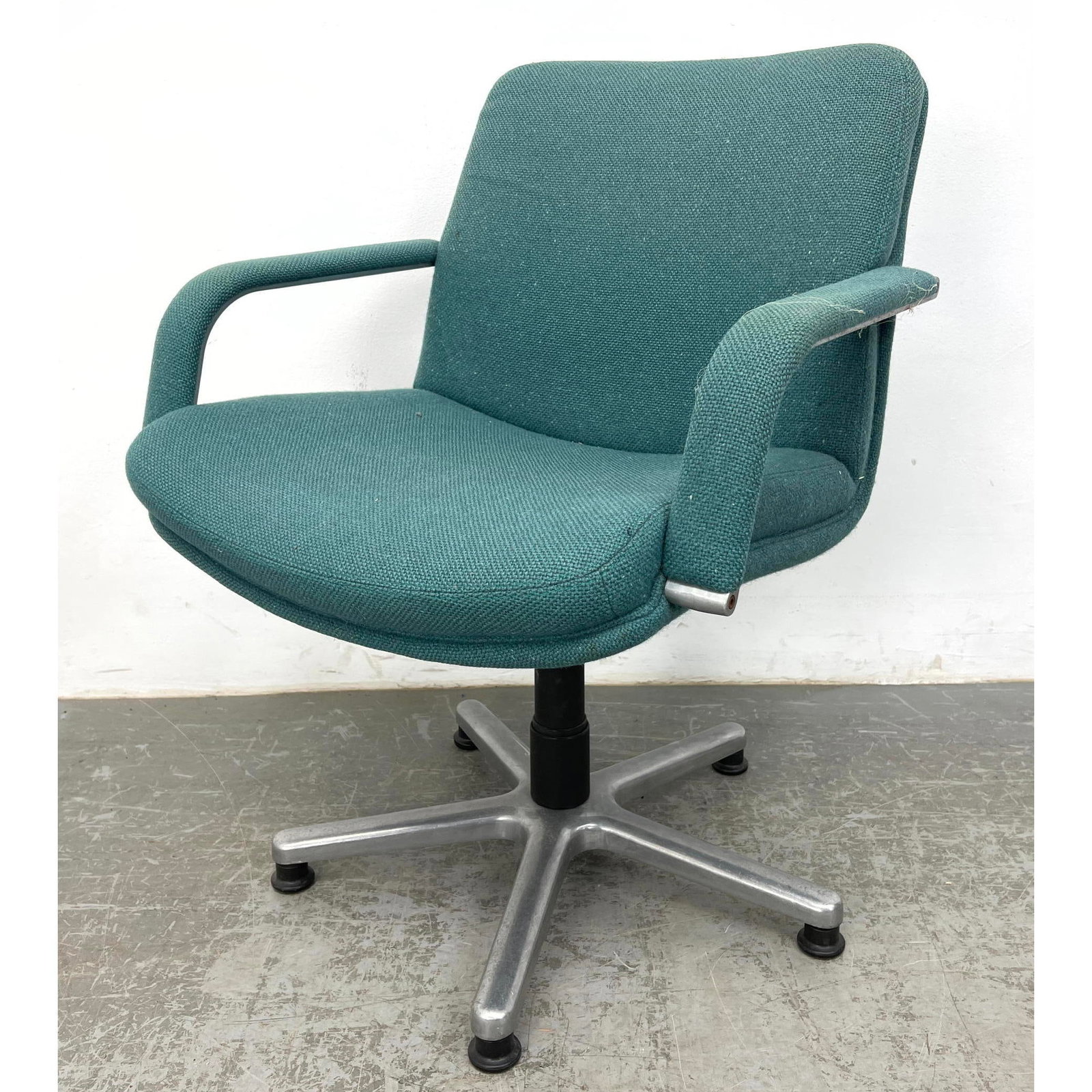 Swivel chair by Geoffrey Harcourt for Artifort (1 of 9)