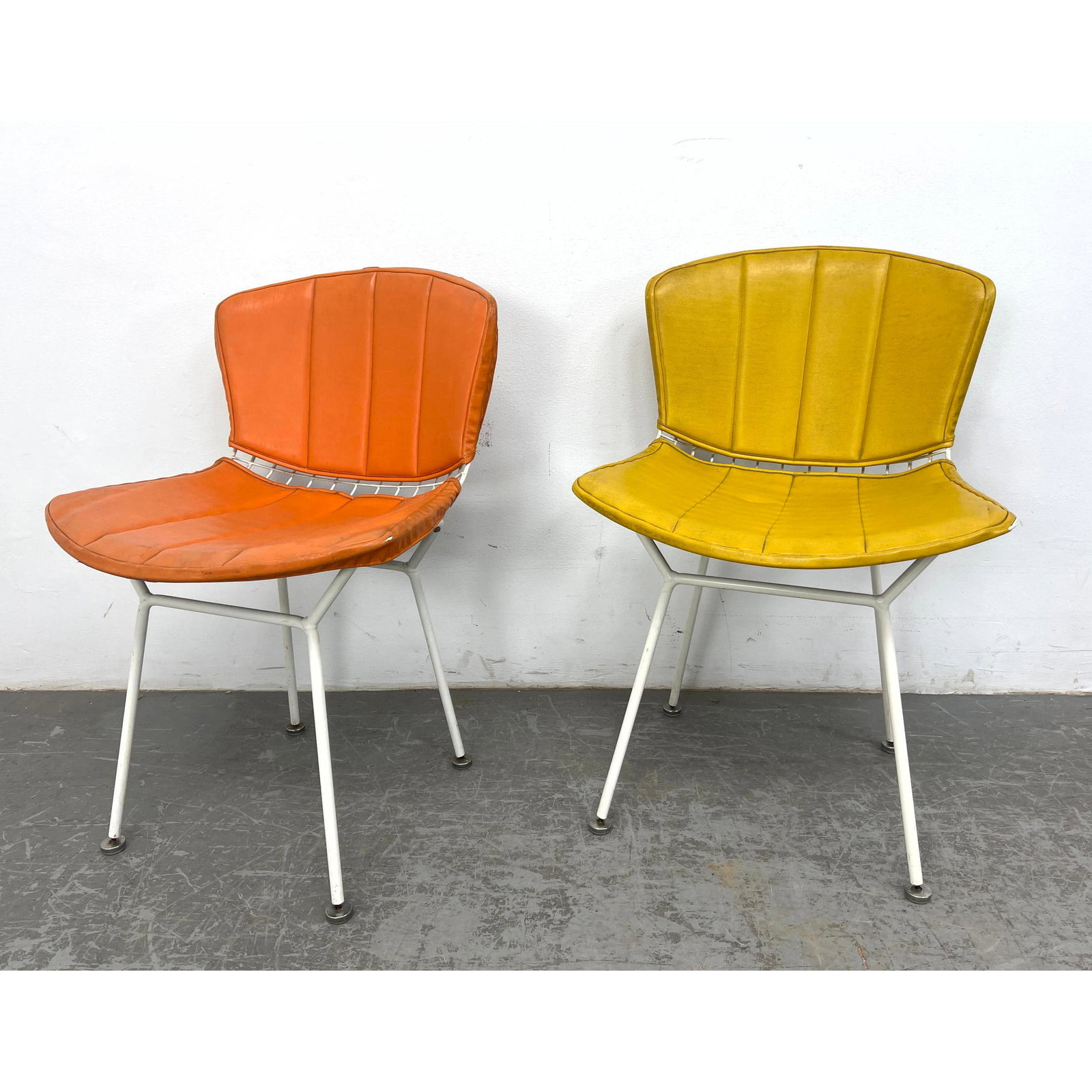 2pc HARRY BERTOIA for KNOLL Wire Frame Dining Chairs. White Metal Frame Side Chairs: one has yellow, (1 of 14)