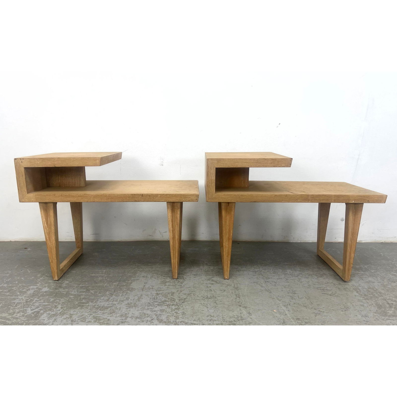 Pair 50s Step Blonde Wood Side End Tables. Kagan Dreyfuss Style.: Pair 50s Step Blonde Wood Side End Tables. Kagan Dreyfuss Style. Dimensions: Height: 22 inches, Width: 18 inches, Depth: 30 inches. ---