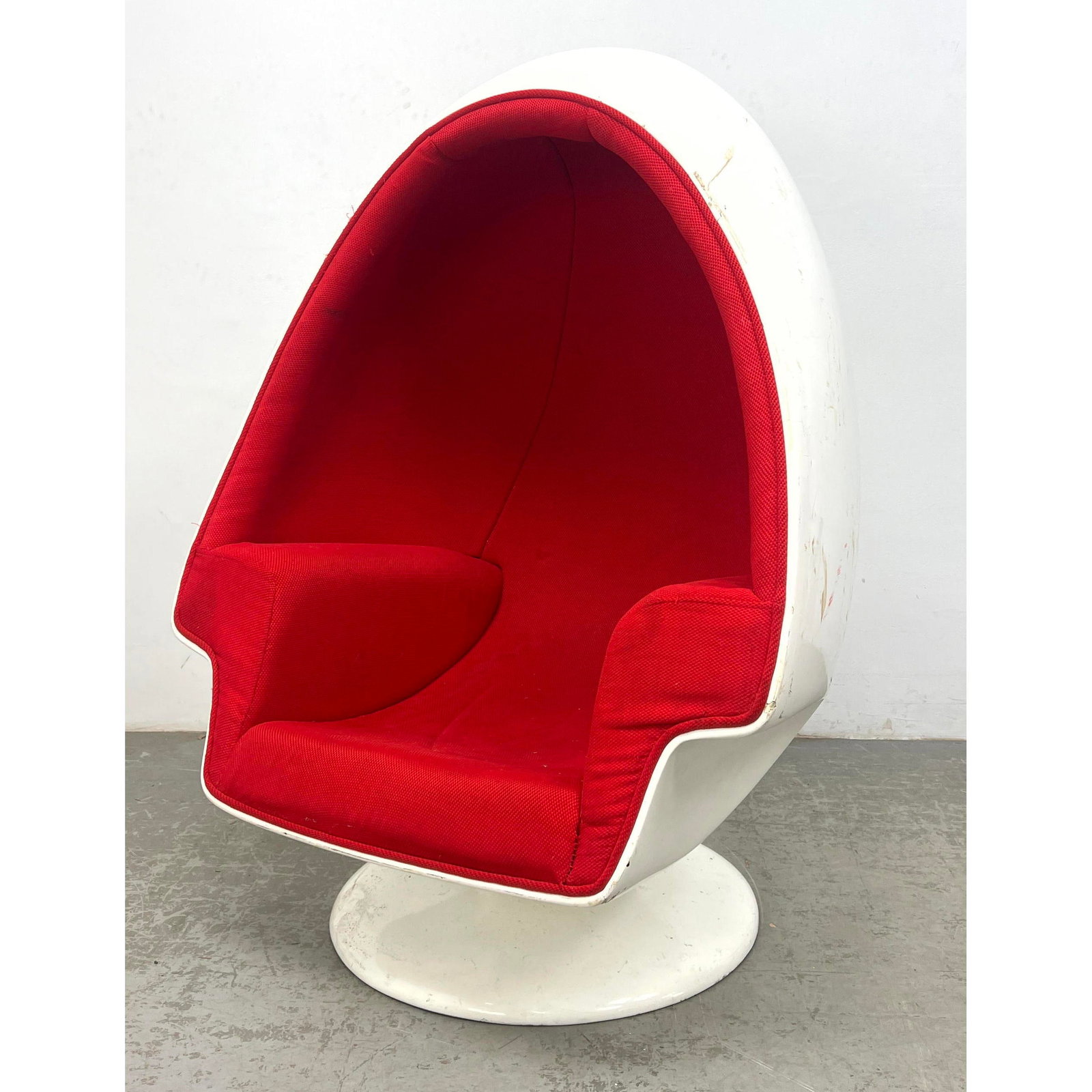 Alpha Egg Shell Lounge Chair . White molded plastic shell with vivid red upholstered interior. Pedes (1 of 14)