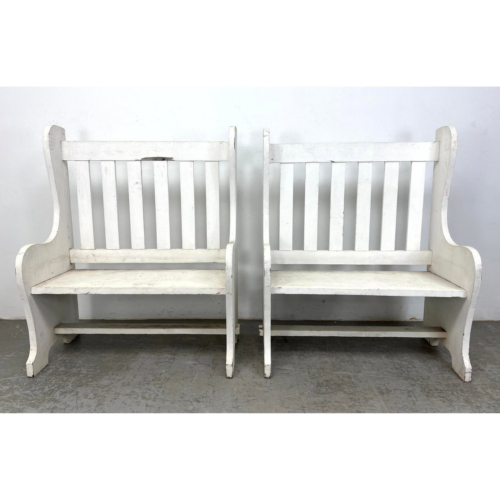Pr Painted White Porch Patio Benches. (1 of 20)