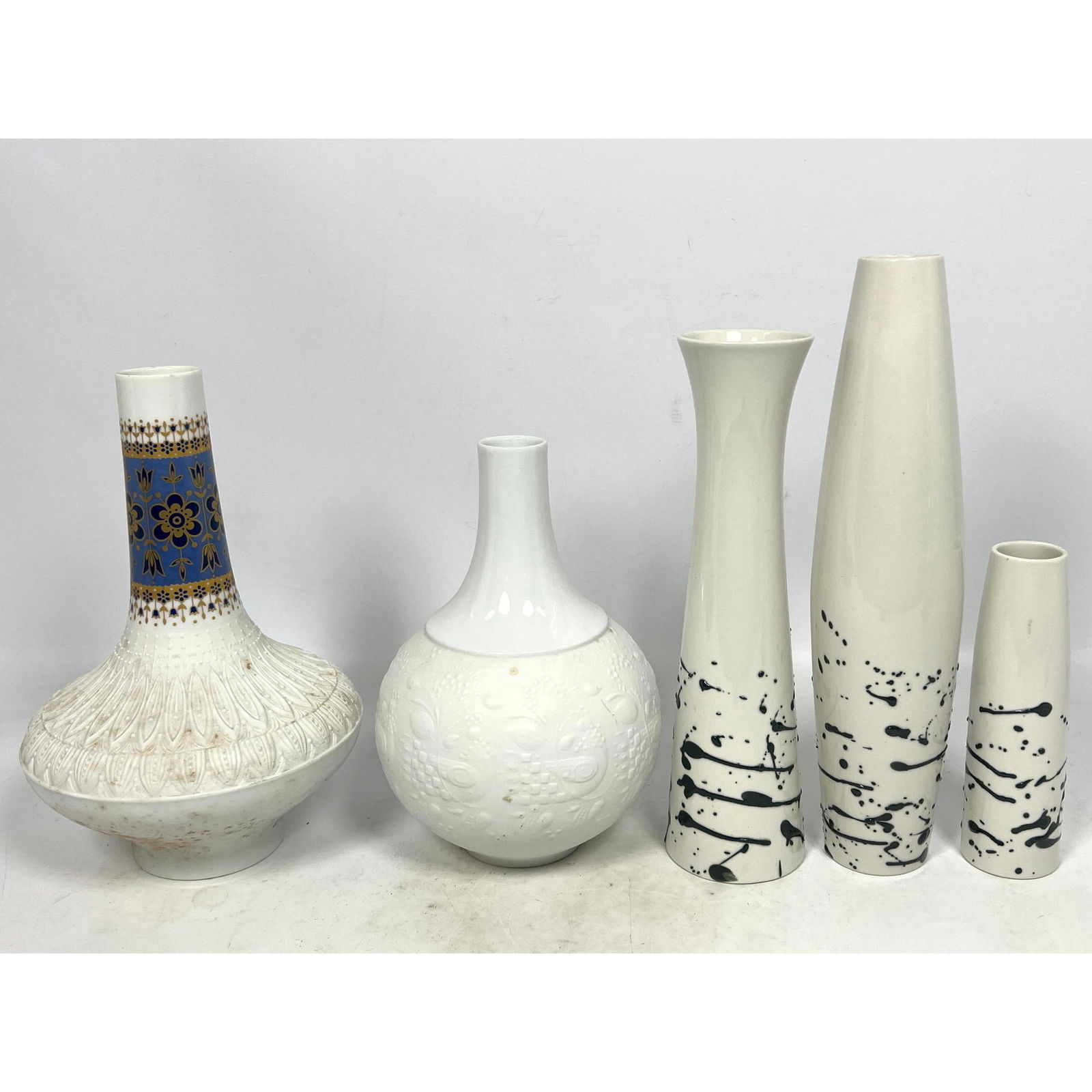 5 Pieces Porcelain Vases.  KandA Krautheim, Rosenthal Studio Line, Sgrafo Modern Germany, Vases (1 of 14)