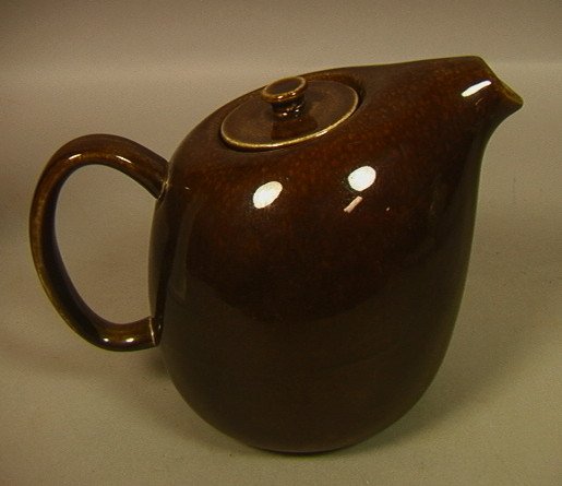 Bean Brown RUSSEL WRIGHT Coffee Pot. American Mod: Bean Brown RUSSEL WRIGHT Coffee Pot. American Modern for Steubenville. Marked.-- Dimensions: H: 7.5 inches: W: 9.75 inches: D: 7.5 inches --- US Shipping charge: $28