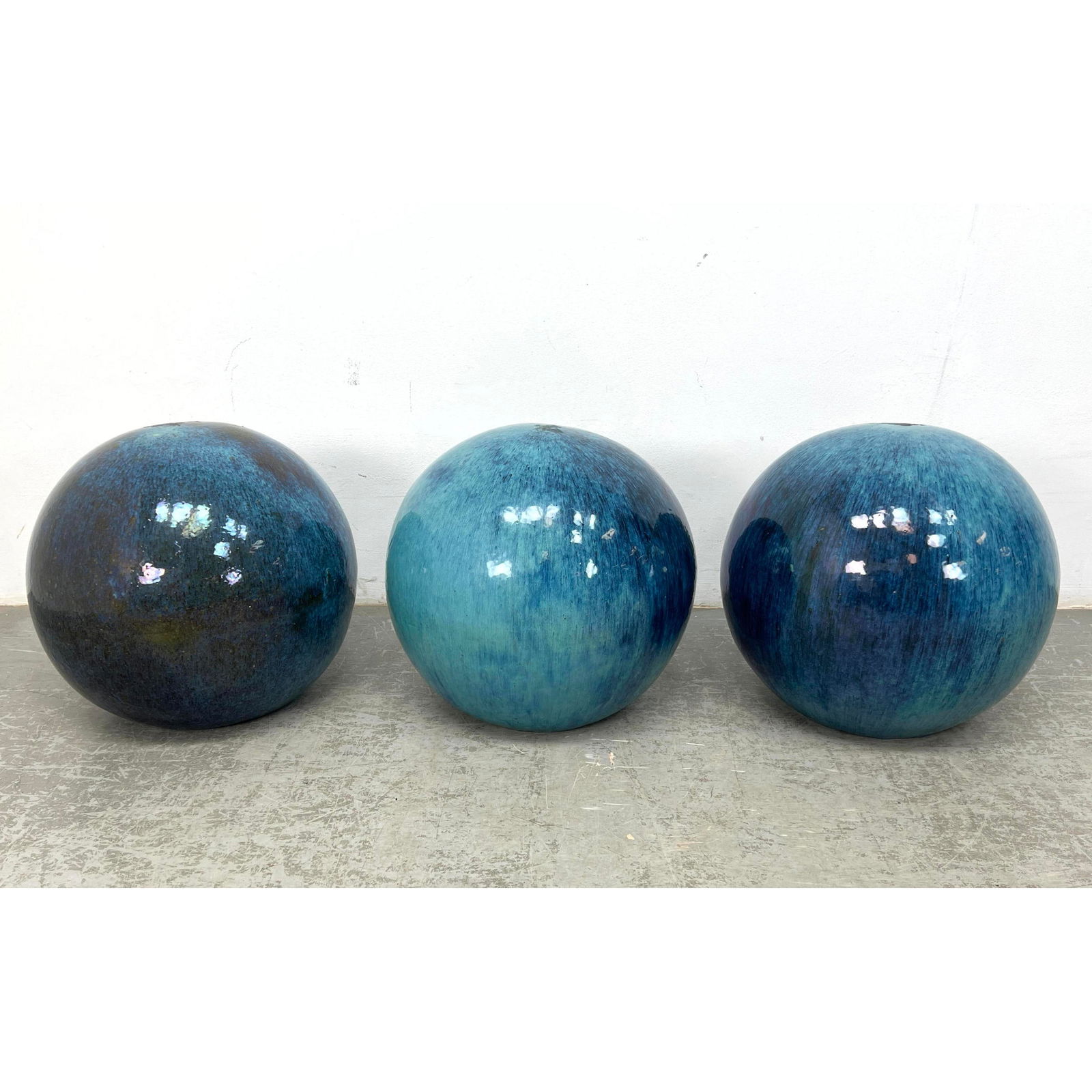 Set 3 Large Ceramic Orbs Garden Balls, could be used as coffee table base (1 of 15)