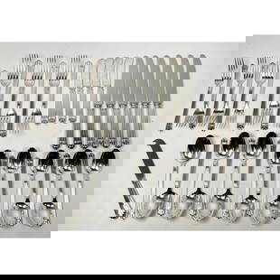 38pc Christofle France Aria Silver plate Flatware Set.- Manufacturer: Christofle FrancePattern: Ari: 38pc Christofle France Aria Silver plate Flatware Set.- Manufacturer: Christofle FrancePattern: AriaTotal Piece count: 38 - Material: Silver plate 6 - 6.5 inch Yea Spoons.9 - 5.75 inch Tea Spoons.6 -