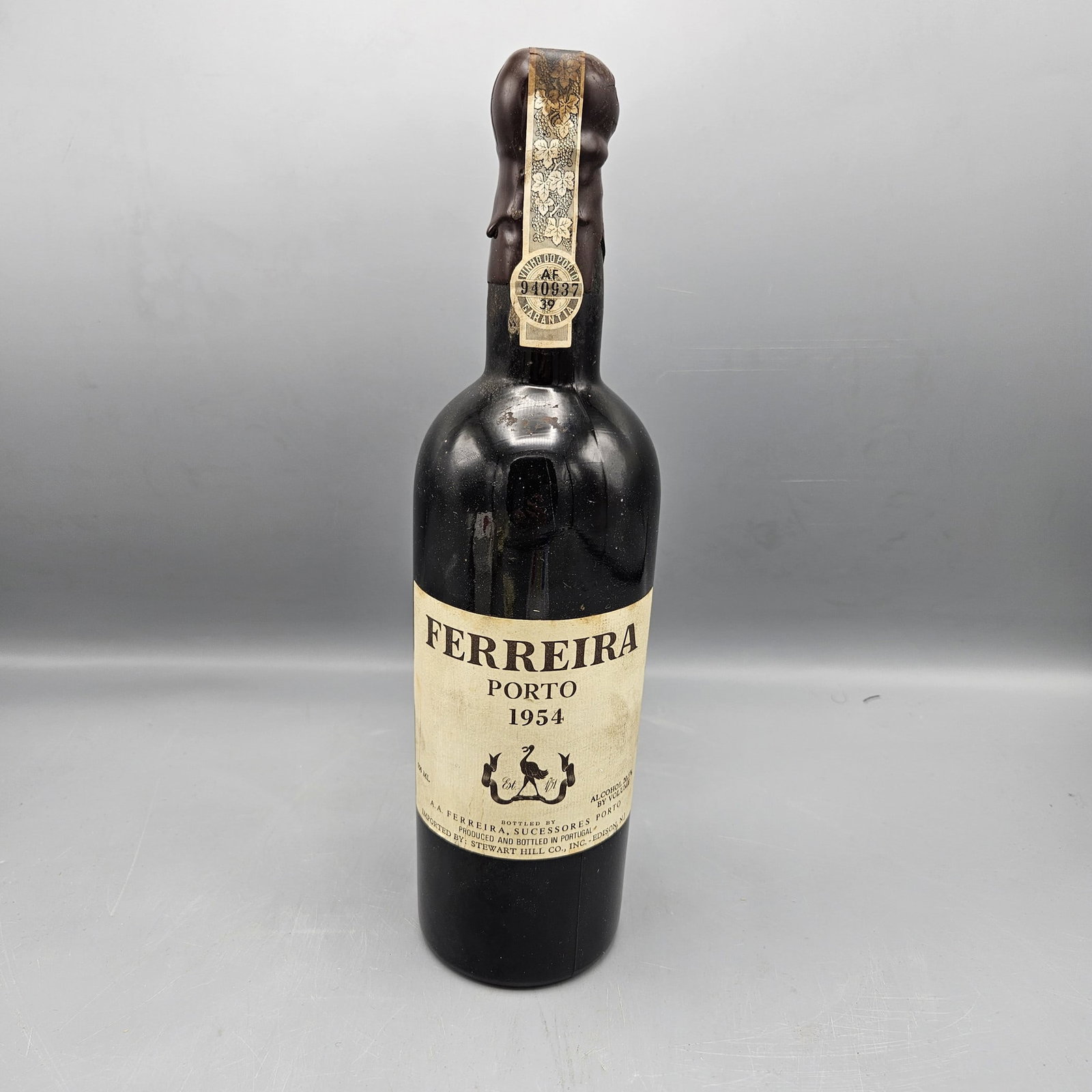1954 Ferreira Porto Vintage Red - Fortified Wine: 1954 Ferreira Porto Vintage Red - Fortified Wine --- Buyers are encouraged to pick up their purchases directly from our location. Please note: we do not offer shipping for spirits to any destination. 