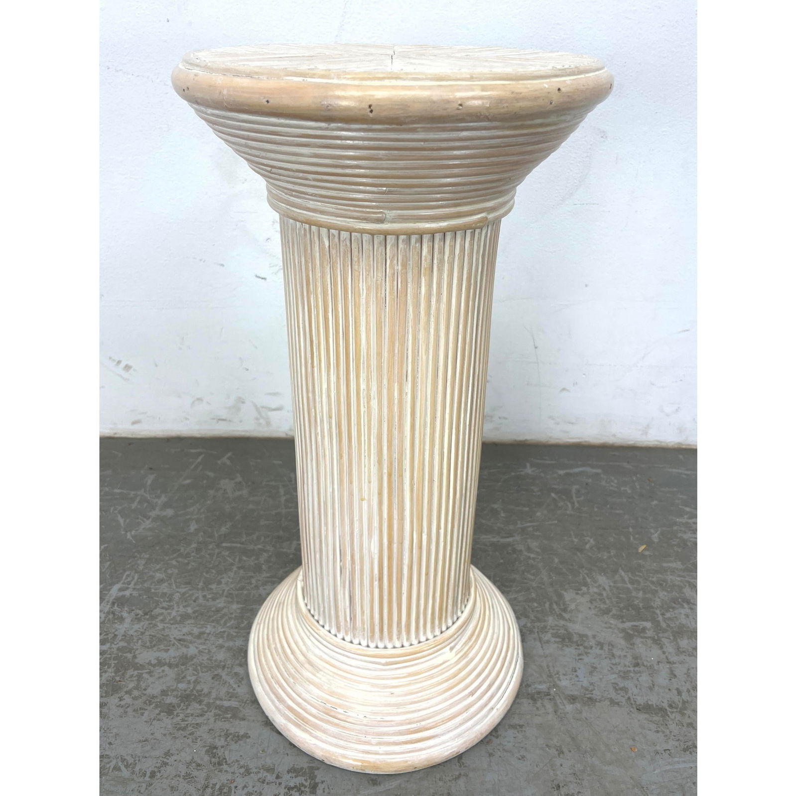 Beached Pencil Reed display Pedestal Stand. (1 of 10)