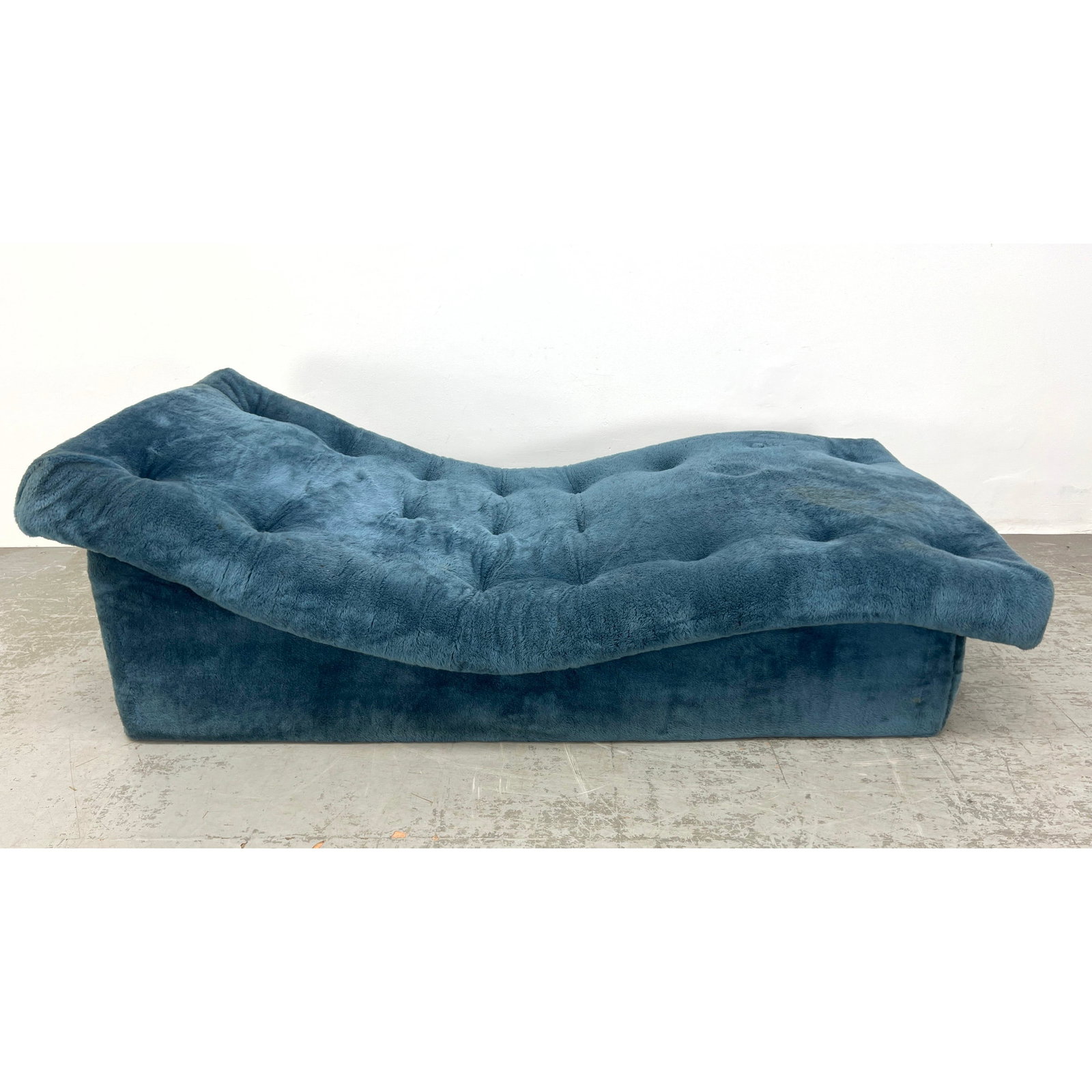 Lightweight 70s Mid Century Wave Chaise Lounge. Pearsall Style (1 of 7)