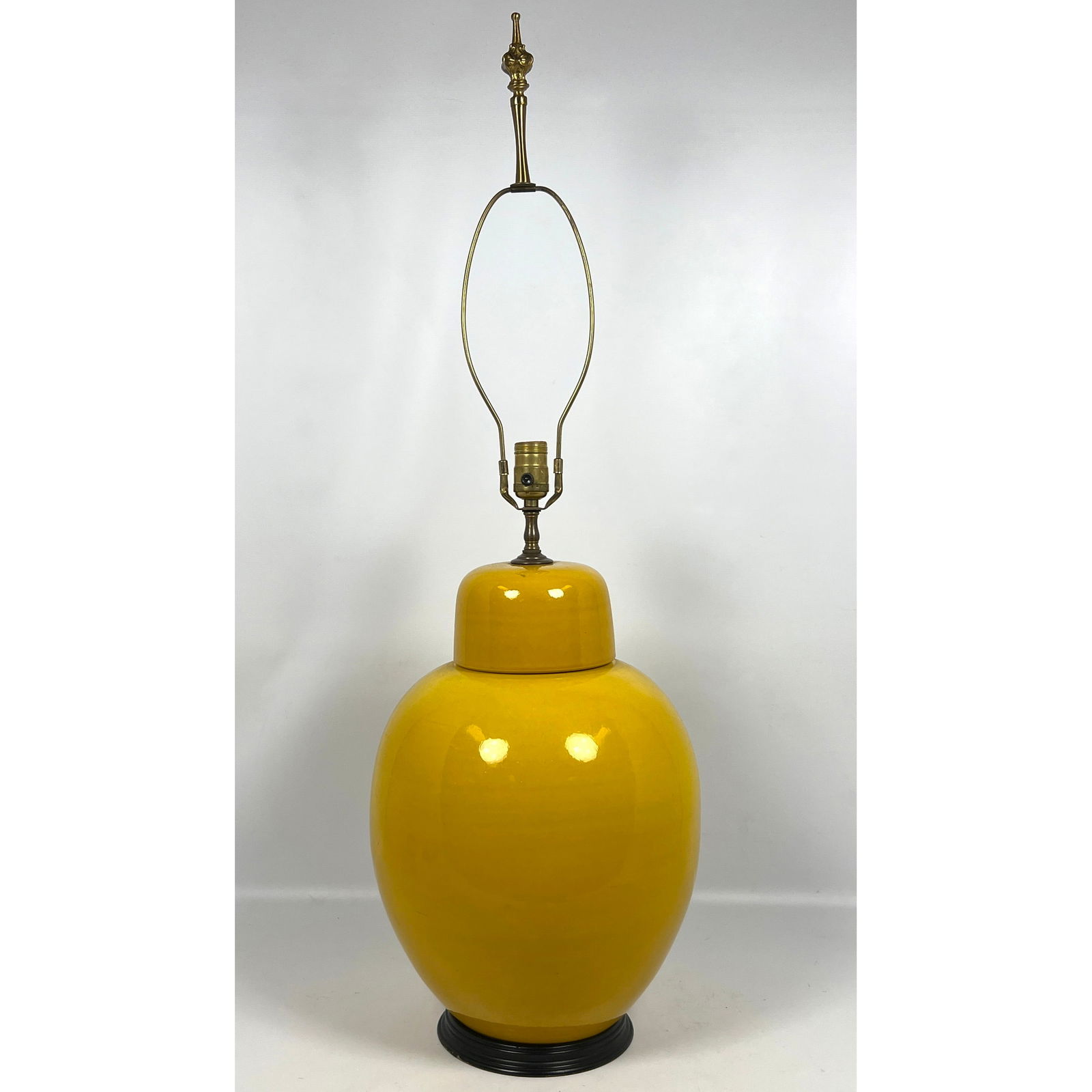 Bright Yellow Glazed Pottery Ginger Jar Table Lamp. (1 of 14)
