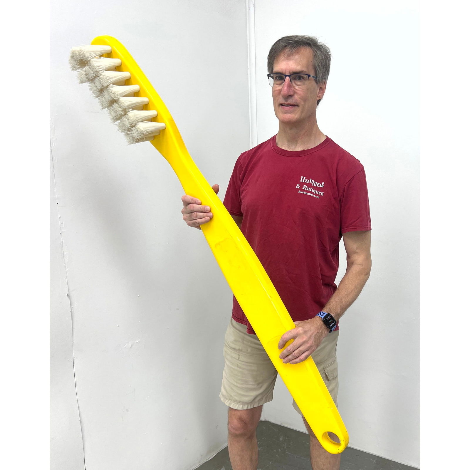 Bright Yellow Plastic Oversized Toothbrush Sculpture. Pop Art. Store display. (1 of 7)