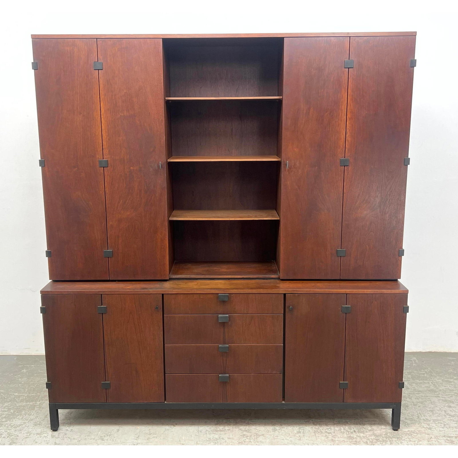 MILO BAUGHMAN for DIRECTIONAL Walnut Credenza Hutch. 2 Pieces. Stylish Mid Century Modern Storage an (1 of 19)