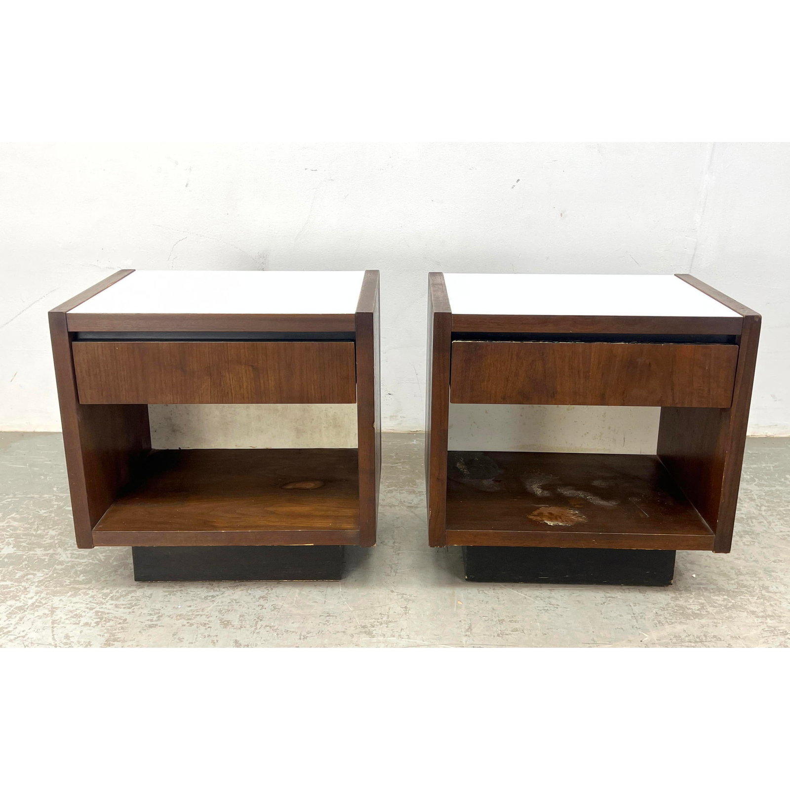 2pc LANE American Modern Walnut Night Stands. White Laminate Tops on Walnut Cabinets.  Ebonized Rece (1 of 16)