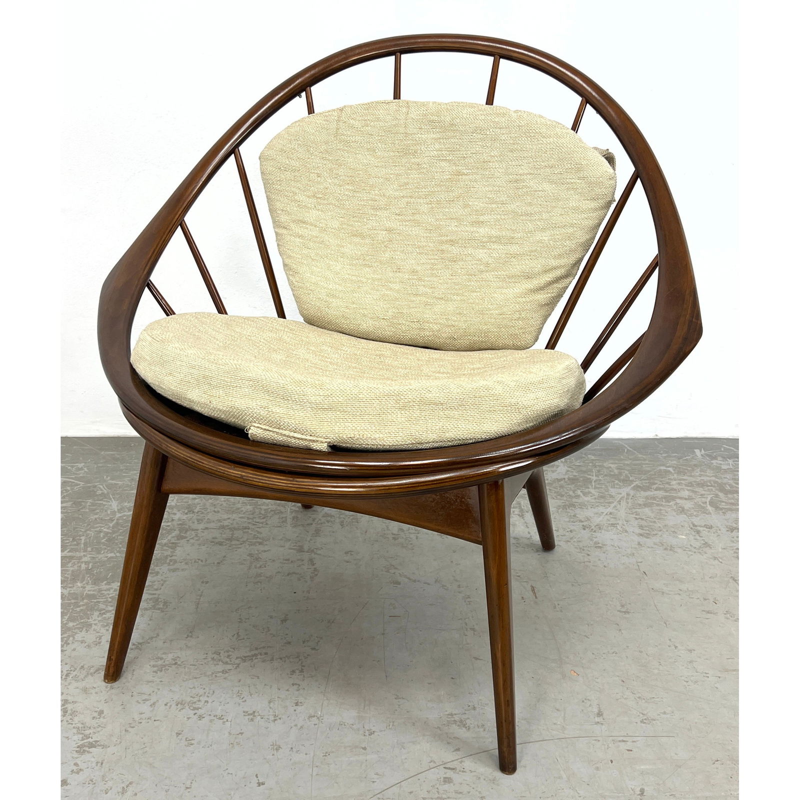 Kofed Larsen Selig peacock chair. (1 of 8)