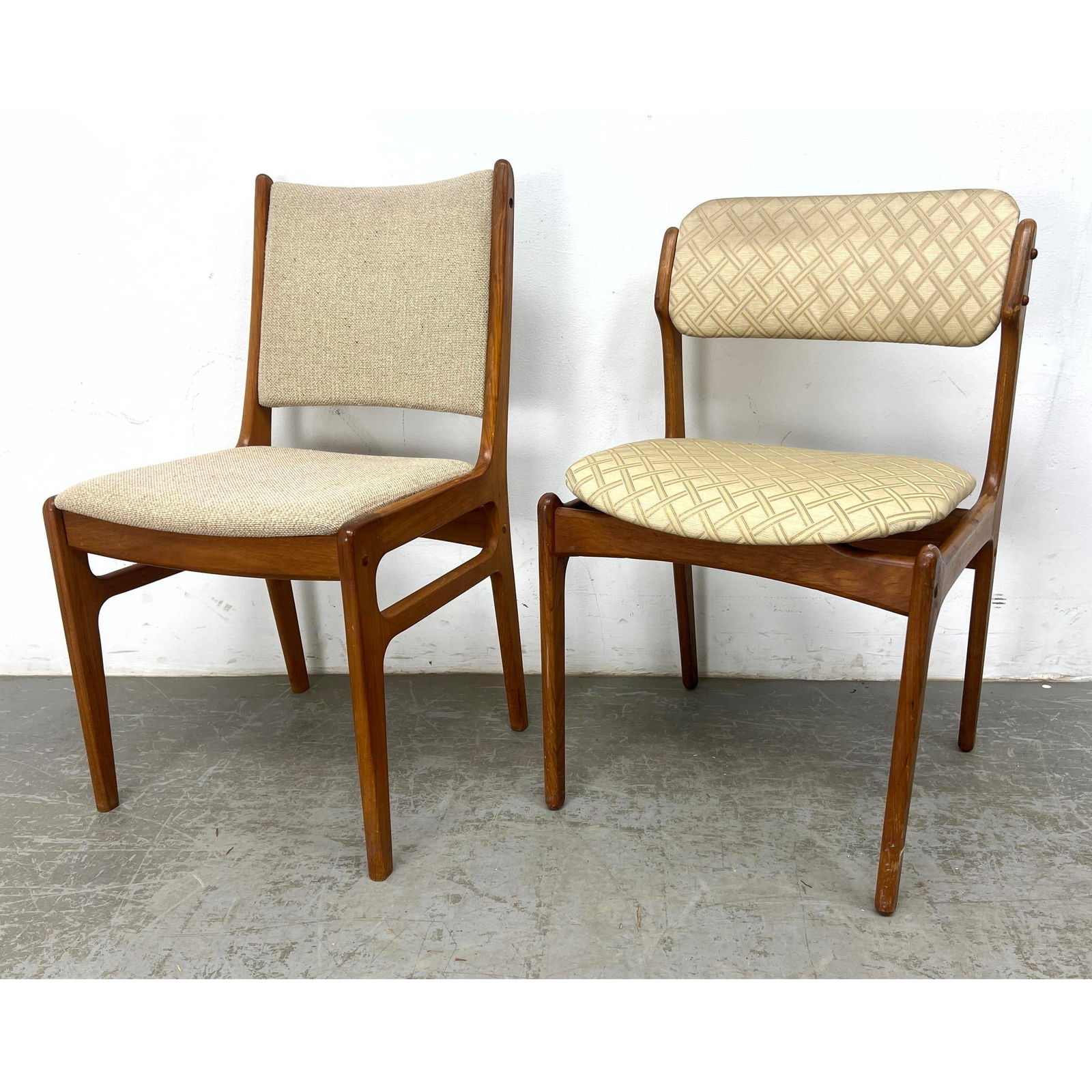 2 Piece Danish modern Denmark Teak Side Dining Chairs (1 of 16)
