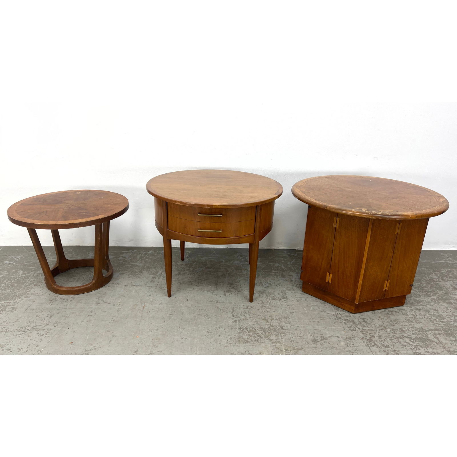 3pcs American Modern Walnut Side Tables. 2 pc Lane Acclaim. (1 of 19)
