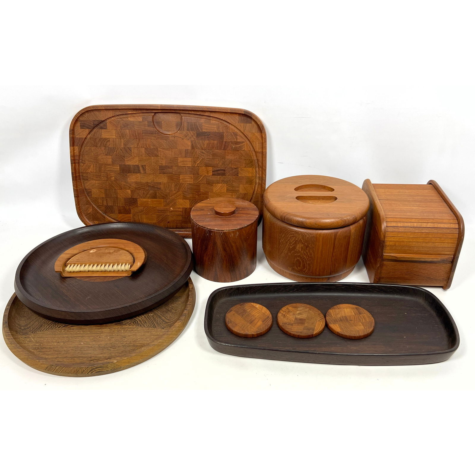 Danish Modern Denmark Teak Accessories and Wenge Wood Tray.: Danish Modern Denmark Teak Accessories and Wenge Wood Tray. Dimensions: Height: 7.25 inches, Width: 10 inches, Depth: 7.25 inches. --- US Packing and Shipping charge: In house shipping available. Will