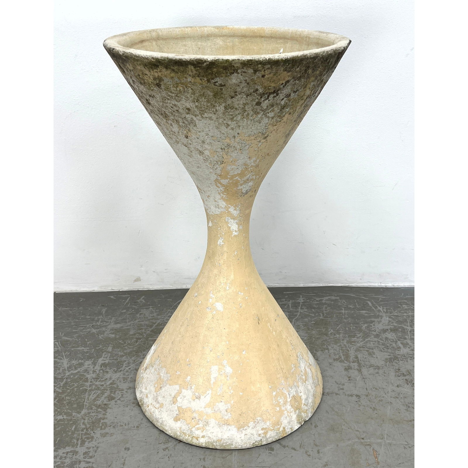 Willy Guhl Diablo Planter (1 of 9)