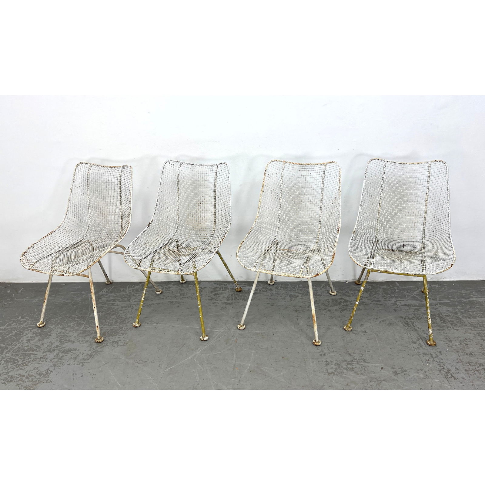 Set 4 Russell Woodard Mesh Sculptura Chairs. Outdoor Patio Garden. (1 of 13)