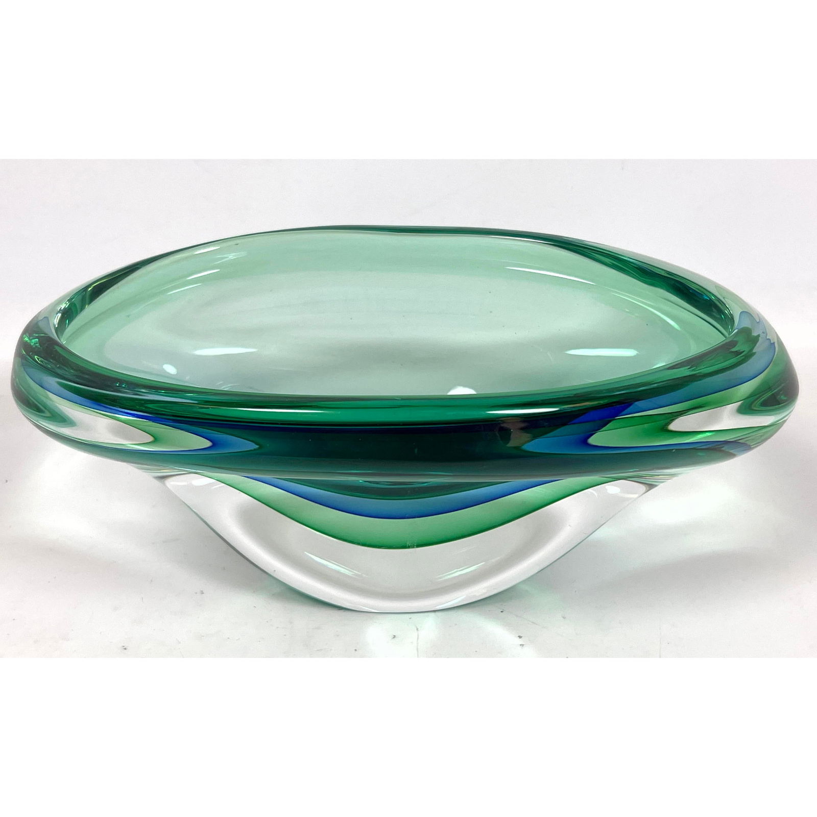 Murano Sommerso glass bowl. Cool colors cased Glass.: Murano Sommerso glass bowl. Cool colors cased Glass. Dimensions: Height: 5 inches, Width: 12 inches, Depth: 7.5 inches. --- - We offer curbside delivery for most items to NYC, Manhattan, Close Brookly