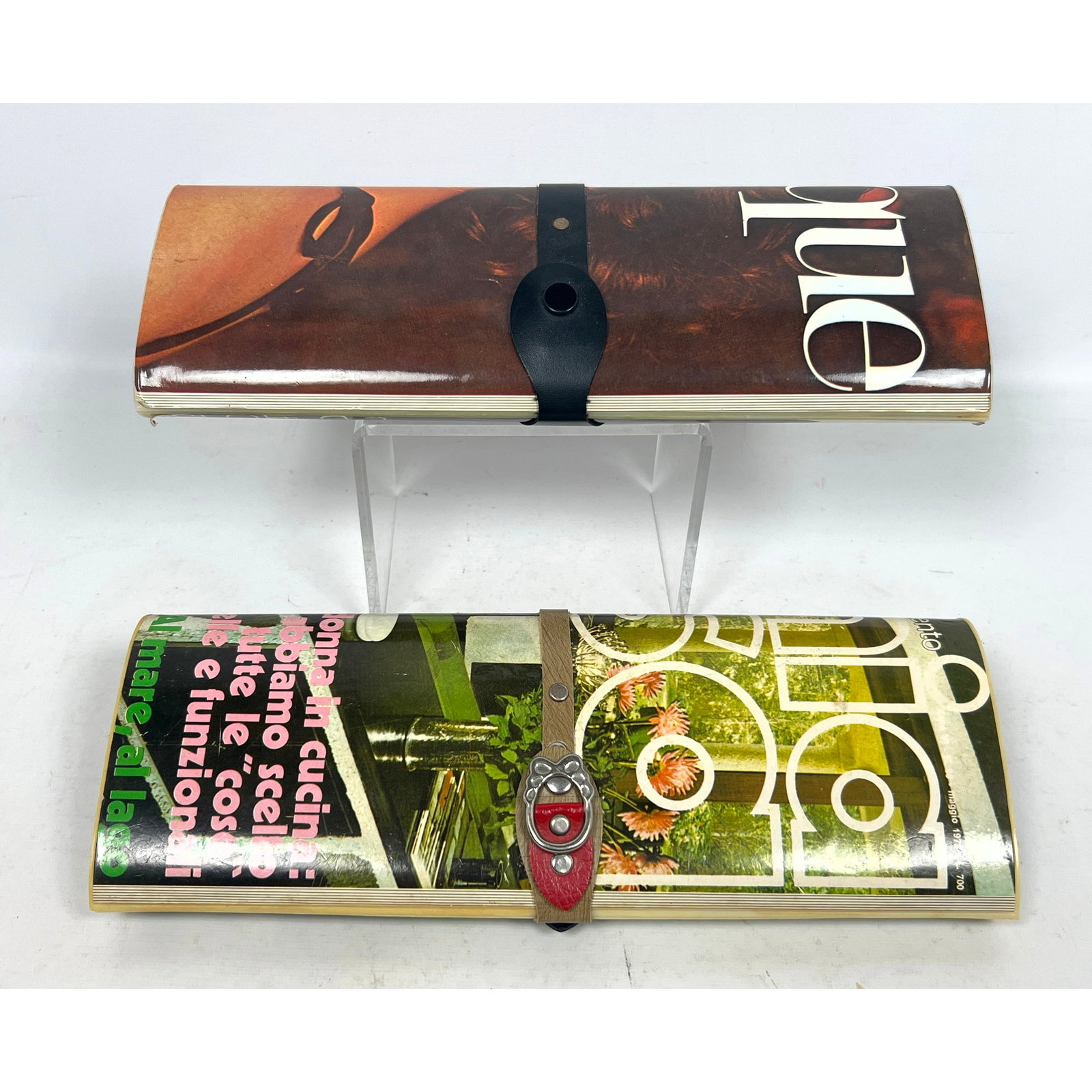 2pc 70's Vintage Magazine Clutch Handbag. LA MIA CASA. ELEGANCE BOUQUE. Stylish Fashion Accessories.: 2pc 70's Vintage Magazine Clutch Handbag. LA MIA CASA. ELEGANCE BOUQUE. Stylish Fashion Accessories. Dimensions: Height: 5 inches, Width: 12 inches, Depth: 2.5 inches. --- US Packing and Shipping char