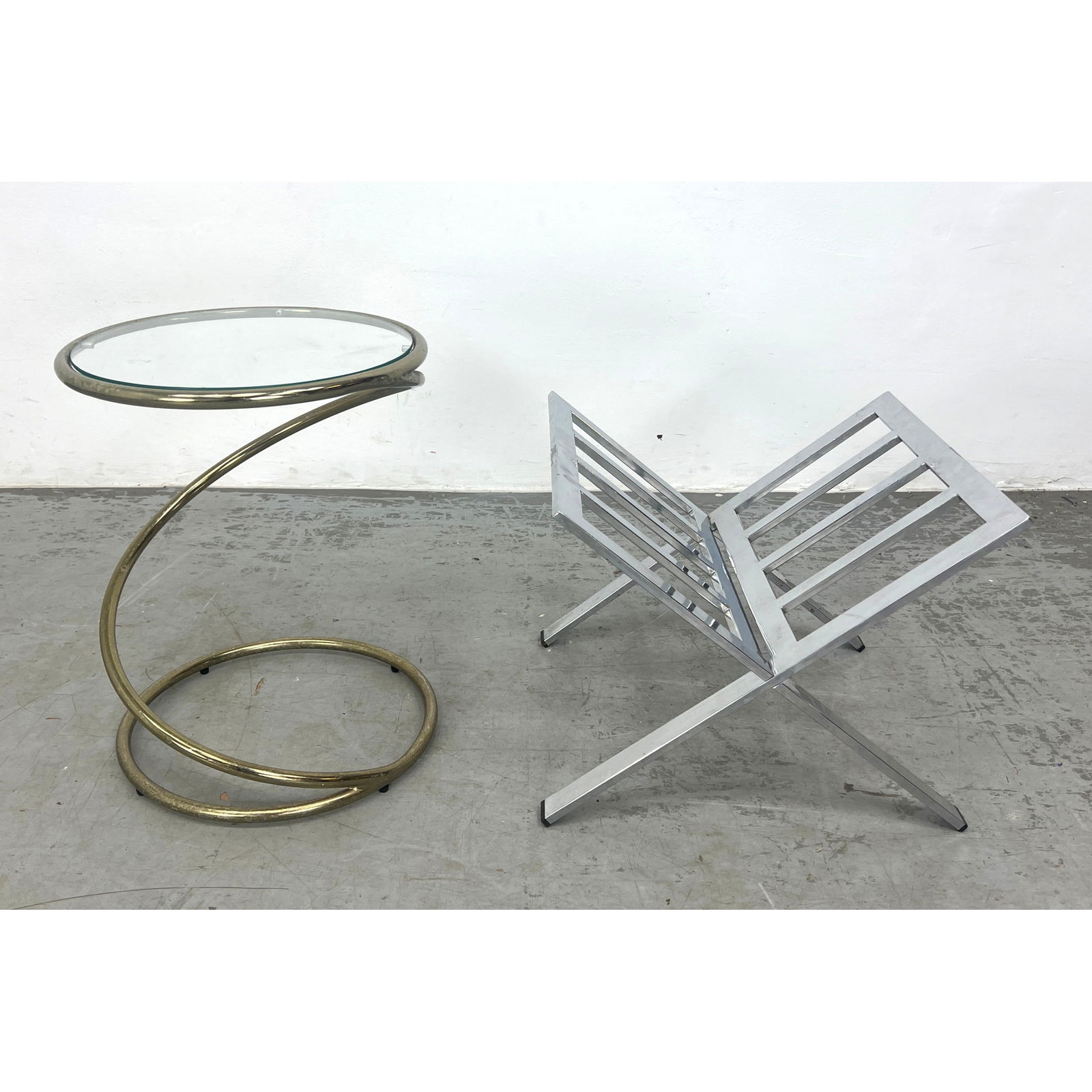 2pcs Mid Century Modern. Chrome Magazine Rack and Brass and Glass Spiral End table (1 of 11)