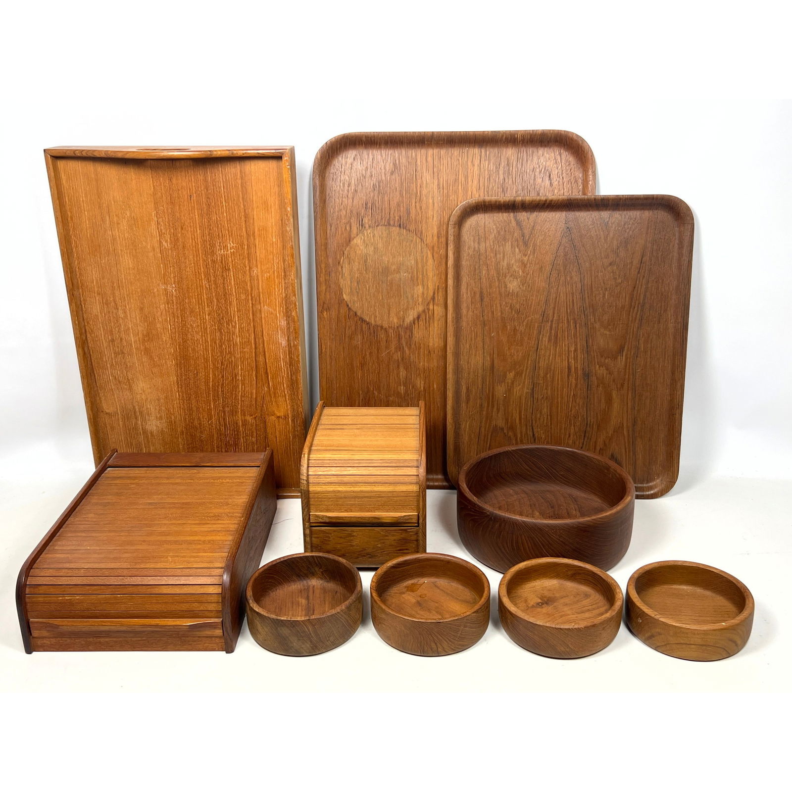 10pcs Mid Century Modern Teak Accessories. Trays bowls etc. (1 of 20)