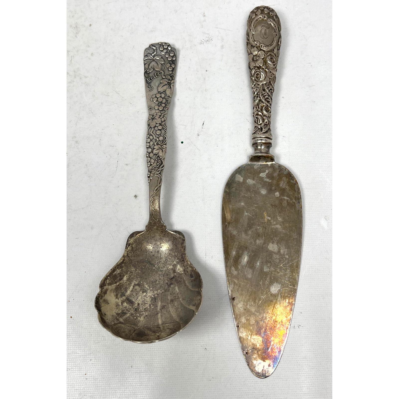 2 pcs sterling. Tiffany Serving spoon, and Repousse Pie Server. (1 of 12)