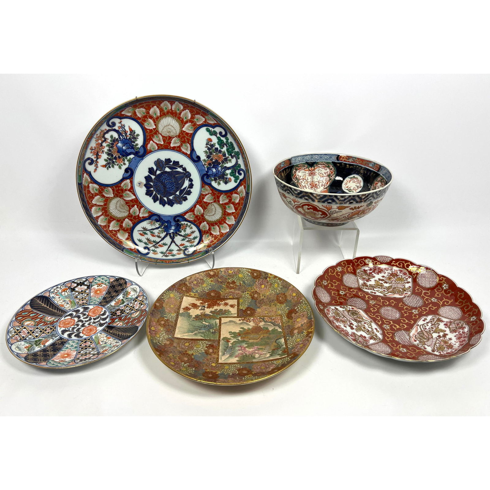 5pcs Chinese and Japanese Enamel Decorated Porcelain Plates and Bowl. (1 of 20)