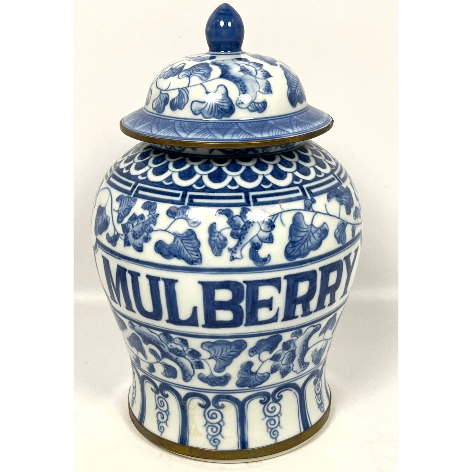 Maitland Smith ginger jar. Mulberry. Blue and white. (1 of 10)